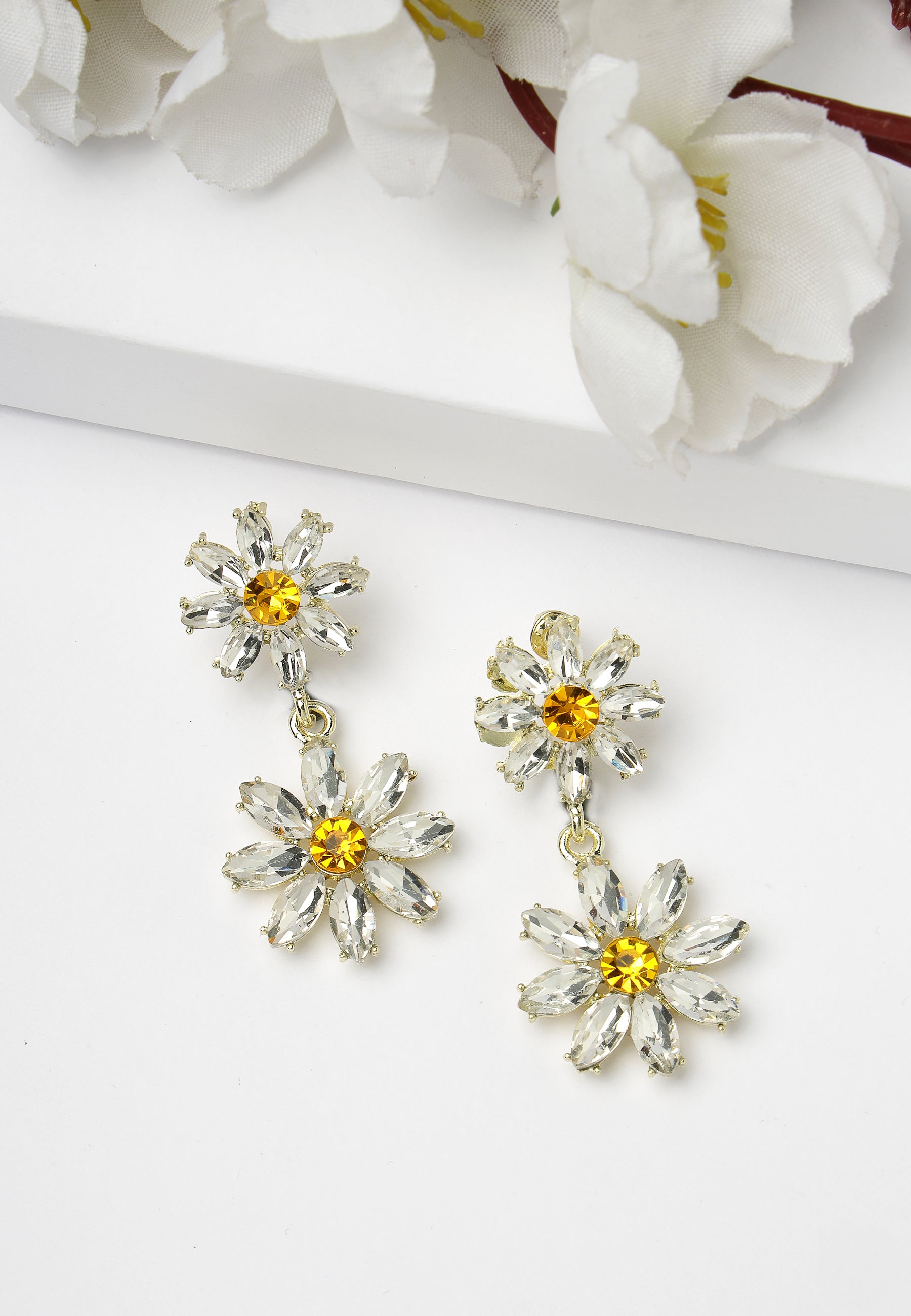 White Daisy Drop Earrings