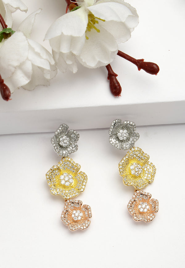 Pendientes colgantes de circonitas Triple Bloom