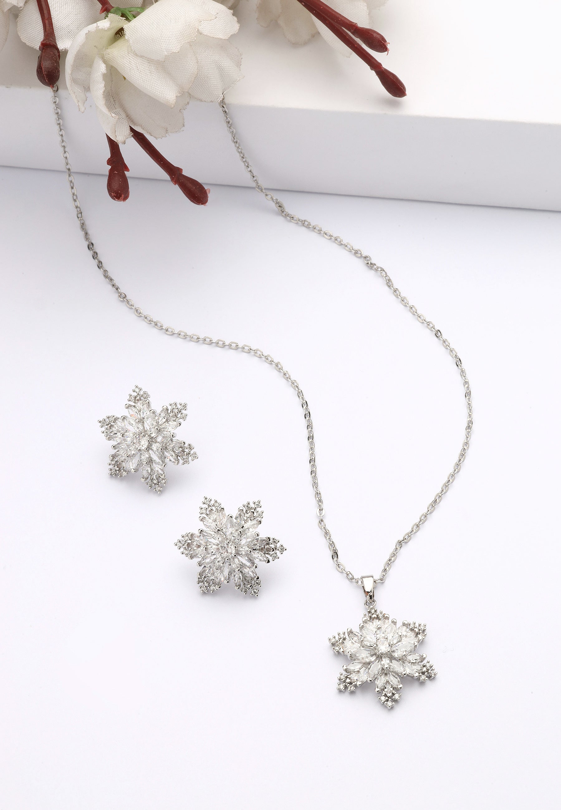 Sparkling Floral Earrings and Necklace Set